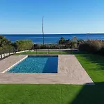 Villa Saphir - Sea View, Access And Pool