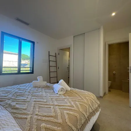 Saphir - Sea View, Access And Pool Сент-Максім