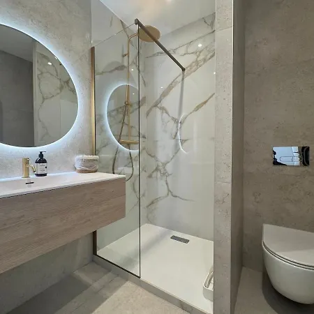 Saphir - Sea View, Access And Pool וילה סן-מקסים