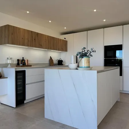 Saphir - Sea View, Access And Pool וילה סן-מקסים