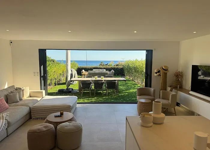 Villa Saphir - Sea View, Access And Pool